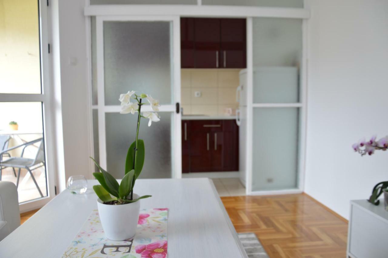 Apartman Biser Apartment Требине Екстериор снимка